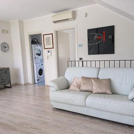 Appartement Elegante E Indipendente à Riccione Extérieur photo